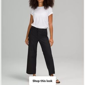 Lululemon City Sleek 5 pocket wide leg pant! Size 28